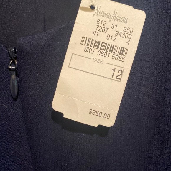 Marchesa 3/4 sheer sleeve silk evening gown in blue size 12. Never worn. - Picture 4 of 9